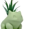 Merkloos Pokémon Bulbasaur Bloempot - Inclusief Opvangschaal - Pastelgroen -Buitentuinwinkel 1035x1200