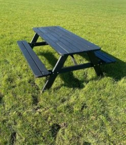 Goedkopepicknicktafels.nl | Zwarte XL Picknicktafel | Tuintafel 6 Persoons | Zwart Gespoten Gedroogd Grenen Hout! 13 Goedkopepicknicktafels.nl | Zwarte XL Picknicktafel | Tuintafel 6 Persoons | Zwart Gespoten Gedroogd Grenen Hout! -Buitentuinwinkel 1043x1200 5