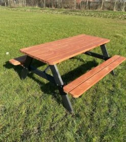 Goedkopepicknicktafels.nl | Zwart Bruine XL Picknicktafel Bruno | Tuintafel 6 Persoons | Bruin Zwart Gespoten Gedroogd Grenen Hout! -Buitentuinwinkel 1061x1200 9