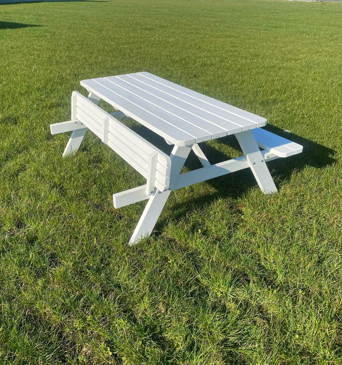 Goedkopepicknicktafels.nl | Witte XL Picknicktafel | Tuintafel 6 Persoons | Wit Gespoten Gedroogd Grenen Hout! 5 Goedkopepicknicktafels.nl | Witte XL Picknicktafel | Tuintafel 6 Persoons | Wit Gespoten Gedroogd Grenen Hout! - Afbeelding 3