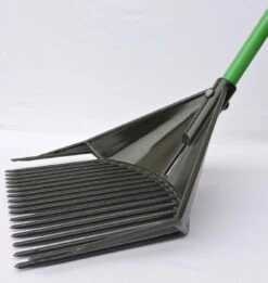 Golden Gark Multihark - Voor Harken, Scheppen En Zeven - Per Stuk – Groen 10 Golden Gark Multihark - Voor Harken, Scheppen En Zeven - Per Stuk – Groen -Buitentuinwinkel 1136x1200 3