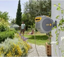 Hozelock AutoReel Slangenhouder / Wandslangbox 20m - Ø12,5mm 32 Hozelock AutoReel Slangenhouder / Wandslangbox 20m - Ø12,5mm -Buitentuinwinkel 1200x1066