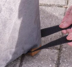 Weersbestendige Beschermhoes Stoel (4 Tot 6 Stapelstoelen) | 66 X 95 X 133/93 Cm (L) | Premium | Waterproof | TÜV Rheinland Gecertificeerd | Hoes Voor Tuin | Waterdicht | Solution Dyed (verkleuring Onmogelijk) | Grijs / Antraciet 13 Weersbestendige Beschermhoes Stoel (4 Tot 6 Stapelstoelen) | 66 X 95 X 133/93 Cm (L) | Premium | Waterproof | TÜV Rheinland Gecertificeerd | Hoes Voor Tuin | Waterdicht | Solution Dyed (verkleuring Onmogelijk) | Grijs / Antraciet -Buitentuinwinkel 1200x1119 4