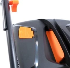 FUXTEC Grasmaaier Benzine - 46cm - Zelfrijdend / Zelftrekkend / Achterwielaandrijving - Mulchfunctie - Opvangbak 50L - FX-RM4646 -Buitentuinwinkel 1200x1171 4