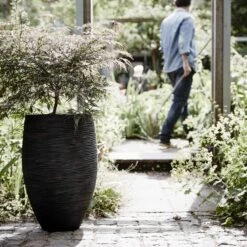 Capi Europe - Vaas Elegant Deluxe Rib NL - 40x60 - Zwart - Voor Binnen En Buiten - KBLR1131 -Buitentuinwinkel 1200x1200 1143