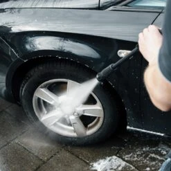 VONROC Hogedrukreiniger V18-2 1800W – 140 Bar – 420 L/h – Incl. 8m Slang, Geïntegreerde Reinigingsmiddelen Tank, Terrasreiniger, Spuitstukken En Accessoires -Buitentuinwinkel 1200x1200 1226