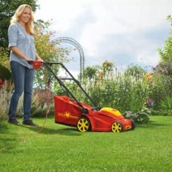 WOLF-Garten A 340 E Elektrische Grasmaaier - 1400 W - 34 Cm Maaibreedte - 30 Liter Opvangbak - Centrale Hoogte-instelling -Buitentuinwinkel 1200x1200 1410