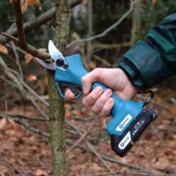 NovarGarden® Elektrische Snoeischaar NG1 - 2x Accu - Elektrisch - Takkenschaar - Op Batterij - 28mm -Buitentuinwinkel 1200x1200 1452