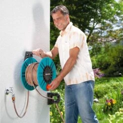 GARDENA - Wandslanghouder 60 Met Slanggeleider - Slanghouder - Maximale Capaciteit 60 Meter -Buitentuinwinkel 1200x1200 16