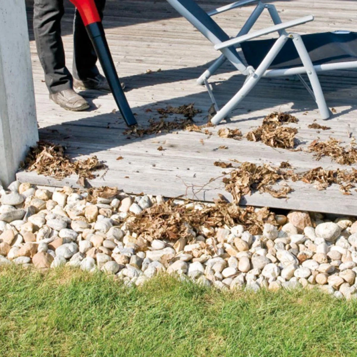 Einhell Accu Bladblazer GE-CL 18 Li E Kit (1x2,0Ah) Power X-Change (Li-Ion - 18 V - 12000 Min-1 - 210 Km/h Blaasluchtstroom - Incl. 2,0 Ah Accu En Lader) 5 Einhell Accu Bladblazer GE-CL 18 Li E Kit (1x2,0Ah) Power X-Change (Li-Ion - 18 V - 12000 Min-1 - 210 Km/h Blaasluchtstroom - Incl. 2,0 Ah Accu En Lader) - Afbeelding 3