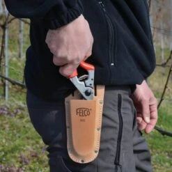 Felco Snoeischaar Holster Leder -Buitentuinwinkel 1200x1200 1759