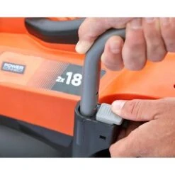 Black & Decker BLACK+DECKER BCMW3318N-XJ Grasmaaier - 18V - 33cm - Excl. Accu & Lader -Buitentuinwinkel 1200x1200 1849