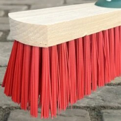 MAUS Classic Bezem Buiten 60cm - Harde PVC Straatbezem Van Hout Met Steel - Made In EU -zeer Robuust 8 MAUS Classic Bezem Buiten 60cm - Harde PVC Straatbezem Van Hout Met Steel - Made In EU -zeer Robuust -Buitentuinwinkel 1200x1200 1943