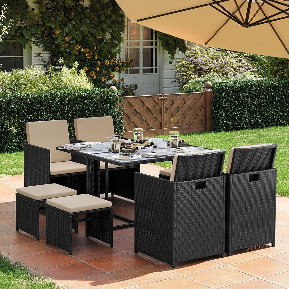 Tuinmeubelset - Tuinset 4 6 8 Persoons - Eettafel En Stoelen - Set Van 9 - Terras - Tuintafel - Salontafel Met Glazen Oppervlak - Zwart Beige 5 Tuinmeubelset - Tuinset 4 6 8 Persoons - Eettafel En Stoelen - Set Van 9 - Terras - Tuintafel - Salontafel Met Glazen Oppervlak - Zwart Beige - Afbeelding 3