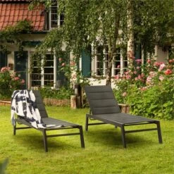 Blumfeldt Renazzo Lounge Ligstoel - Ligbed Voor De Tuin - Aluminium Tuinstoel - 6 Standen - Waterafstotend - Bekleding Van 70 % Pvc En 30 % Polyetheen - Zwart 15 Blumfeldt Renazzo Lounge Ligstoel - Ligbed Voor De Tuin - Aluminium Tuinstoel - 6 Standen - Waterafstotend - Bekleding Van 70 % Pvc En 30 % Polyetheen - Zwart -Buitentuinwinkel 1200x1200 2411