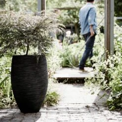 Capi Europe - Vaas Elegant Deluxe Rib NL - 45x72 - Zwart - Voor Binnen En Buiten - KBLR1138 -Buitentuinwinkel 1200x1200 962