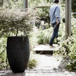 Capi Europe - Vaas Elegant Deluxe Rib NL - 45x72 - Zwart - Voor Binnen En Buiten - KBLR1138 -Buitentuinwinkel 1200x1200 967