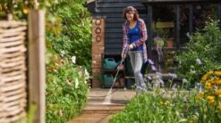 Bosch Universal Aquatak 135 Hogedrukreiniger - Op Snoer - 1900 W - 135 Bar -Buitentuinwinkel 1200x670 3