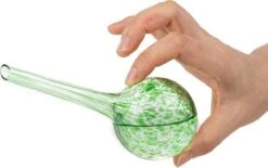 Merkloos Decopatent® 4 Stuks - Waterdruppelaar Voor Planten - Watergever - Glas - Waterbollen - Watergeefsysteem - Plantenbollen - Groen -Buitentuinwinkel 1200x752 1