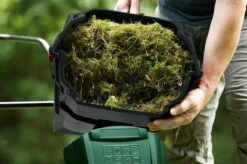 Bosch UniversalVerticut 1100 Verticuteermachine - Op Snoer - 1100 W - 32 Cm Maaibreedte - Met 50 Liter Opvangbak -Buitentuinwinkel 1200x798 32