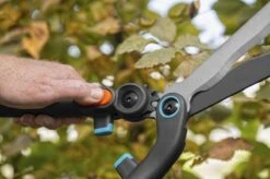 GARDENA - 2 In 1 EnergyCut Heggenschaar - 2.5x Meer Kracht - Totale Lengte 60 Cm -Buitentuinwinkel 1200x799 116