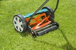 GARDENA Kooimesmaaier 330 Grasmaaier - Maaibreedte 33 Cm - Gazons Tot Ca. 150 M² -Buitentuinwinkel 1200x799 231