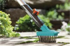 GARDENA Combisysteem Voegenborstel M Metaal - Aanbevolen Steellengte 130 /150 Cm -Buitentuinwinkel 1200x799 270