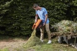 Black & Decker BLACK+DECKER BCMW3318L2-QW Grasmaaier - 18V - 33cm - Incl. 2 Accu's En Lader 19 Black & Decker BLACK+DECKER BCMW3318L2-QW Grasmaaier - 18V - 33cm - Incl. 2 Accu's En Lader -Buitentuinwinkel 1200x800 227