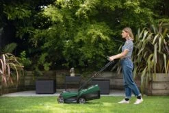 Bosch CityMower 18V-32-300 Grasmaaier - Maaibreedte 32 Cm - Zonder Accu En Lader 23 Bosch CityMower 18V-32-300 Grasmaaier - Maaibreedte 32 Cm - Zonder Accu En Lader -Buitentuinwinkel 1200x800 248