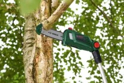 Bosch UniversalHedgePole 18 Heggenschaar Op Steel - Met 18 V Accu En Lader 20 Bosch UniversalHedgePole 18 Heggenschaar Op Steel - Met 18 V Accu En Lader -Buitentuinwinkel 1200x800 410