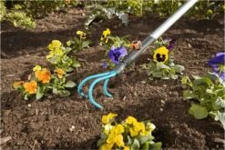 GARDENA Combisysteem Krabber Cultivatior - Werkbreedte 9 Cm - Aanbevolen Steellengte 130 Cm 25 GARDENA Combisysteem Krabber Cultivatior - Werkbreedte 9 Cm - Aanbevolen Steellengte 130 Cm -Buitentuinwinkel 1200x800 493