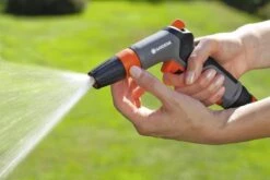 GARDENA - Classic Reinigingspistool - Spuitpistool - Traploos Instelbaar -Buitentuinwinkel 1200x800 51