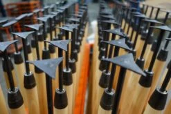 De Wit Tegelritser Met Steel - Gesmeed -Buitentuinwinkel 1200x800 514