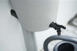 Elho Green Basics Rain Catcher 33 - Regenton Voor Balkonbuiten - Ø 33.5 X H 73.5 Cm - Grijs/Living Concrete -Buitentuinwinkel 1200x800 59