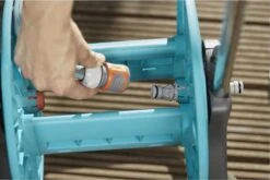 GARDENA - AquaRoll CleverRoll S Set Slangenwagen - Incl. 20 M Slang - Maximaal 40 M Opbergcapaciteit -Buitentuinwinkel 1200x802