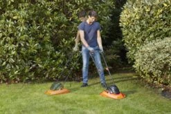 Black & Decker BLACK+DECKER BEMWH551-QS Zweefmaaier - 1200W - 30cm - Gesnoerd 13 Black & Decker BLACK+DECKER BEMWH551-QS Zweefmaaier - 1200W - 30cm - Gesnoerd -Buitentuinwinkel 1200x803 5