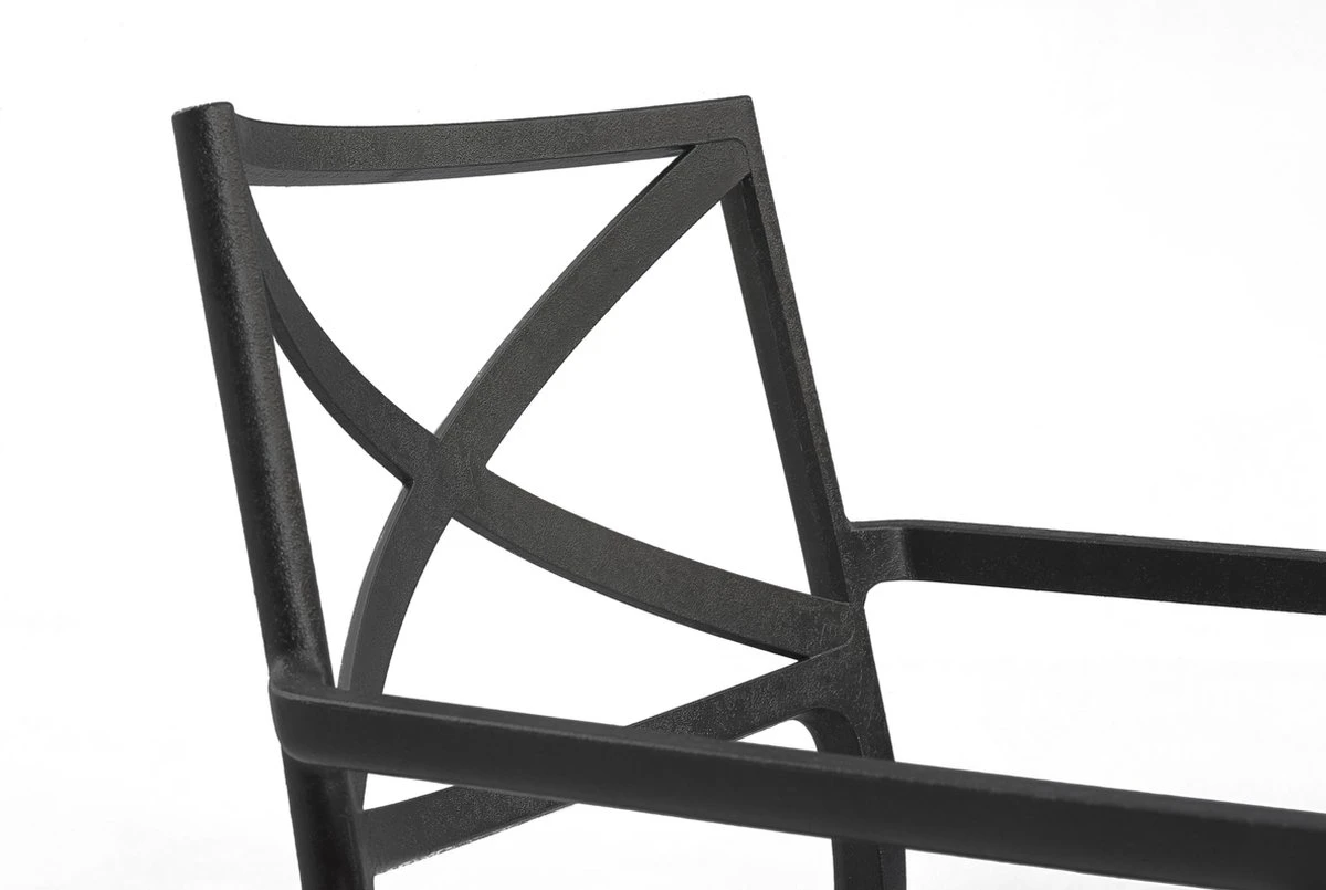 Keter Metalix Tuinstoelen - 4 Stuks - 53,3x60,2x81,3 Cm - Zwart 5 Keter Metalix Tuinstoelen - 4 Stuks - 53,3x60,2x81,3 Cm - Zwart - Afbeelding 3