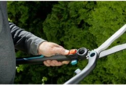 GARDENA - 2 In 1 EnergyCut Heggenschaar - 2.5x Meer Kracht - Totale Lengte 60 Cm -Buitentuinwinkel 1200x813 6