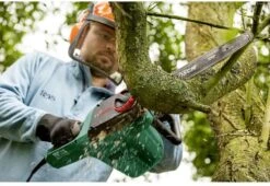 Bosch UniversalChain 35 Kettingzaag - 1800W - 350 Mm -Buitentuinwinkel 1200x824 1