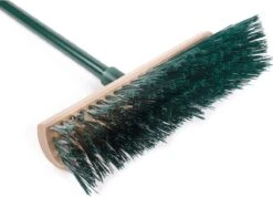 Benson Groene Straatbezem Met Afschroefbare Steel -Buitentuinwinkel 1200x866 2