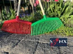 Synx Tools Gazonhark Bladhark 23 Tanden Hark - Harken - Grashark- Gazon - Kunststof Blauw/groen -Met Steel 120cm -Buitentuinwinkel 1200x899 32