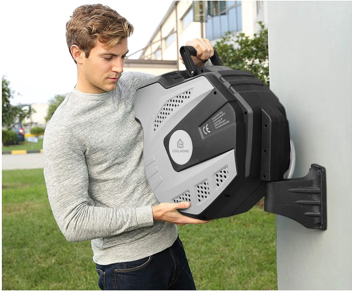 CoolHome Wandslangenbox 30 Meter + 2 Meter - Tuinslang Met Haspel- Slangenhouder 180° Draaibaar - Tuinslanghaspel Zwart - Grijs 8 CoolHome Wandslangenbox 30 Meter + 2 Meter - Tuinslang Met Haspel- Slangenhouder 180° Draaibaar - Tuinslanghaspel Zwart - Grijs - Afbeelding 6