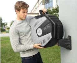 CoolHome Wandslangenbox 15 Meter + 1,5 Meter - Tuinslang Met Haspel- Slangenhouder 180° Draaibaar - Tuinslanghaspel Zwart - Grijs -Buitentuinwinkel 1200x992 3