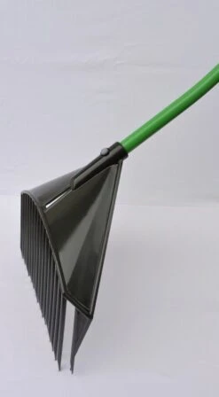 Golden Gark Multihark - Voor Harken, Scheppen En Zeven - Per Stuk – Groen 13 Golden Gark Multihark - Voor Harken, Scheppen En Zeven - Per Stuk – Groen -Buitentuinwinkel 661x1200 2