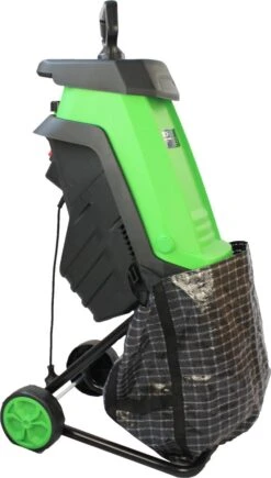 Profeco Stille Hakselaar 2000W - Tuinhakselaar - Versnipperaar Voor 45mm Takdikte - Incl. 50 Liter Opvangzak En Veilige Duwstok -Buitentuinwinkel 681x1200