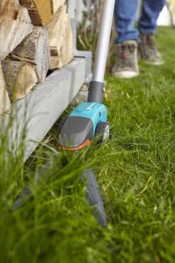 GARDENA Comfort Grasschaar - Op Steel -Buitentuinwinkel 799x1200 105