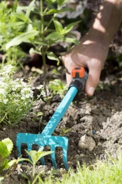 GARDENA Combisystem Handharkje Hark - Werkbreedte 8,5 Cm -Buitentuinwinkel 799x1200 122