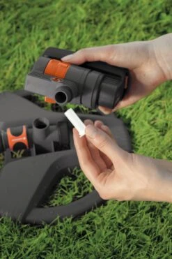 GARDENA - Zwenksproeier AquaZoom Compact - Tuinsproeier - 9 Tot 216 M² -Buitentuinwinkel 799x1200