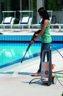 Black & Decker BLACK+DECKER Hogedrukreiniger BXPW1600PE - 1600 Watt - 125 Bar - 420 L/u - Verrijdbaar -Buitentuinwinkel 799x1200 87