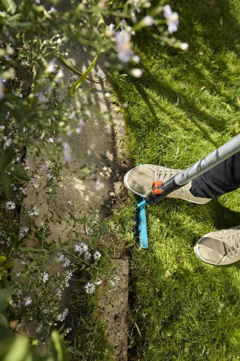 GARDENA Combisysteem Graskantafsteker - Aanbevolen Steellengte 130 Cm 6 GARDENA Combisysteem Graskantafsteker - Aanbevolen Steellengte 130 Cm - Afbeelding 4